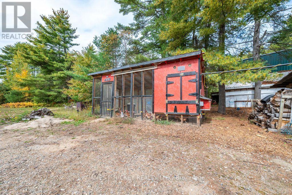 36148 Highway 17 Highway, Laurentian Hills, Ontario  K0J 1P0 - Photo 34 - X13847292