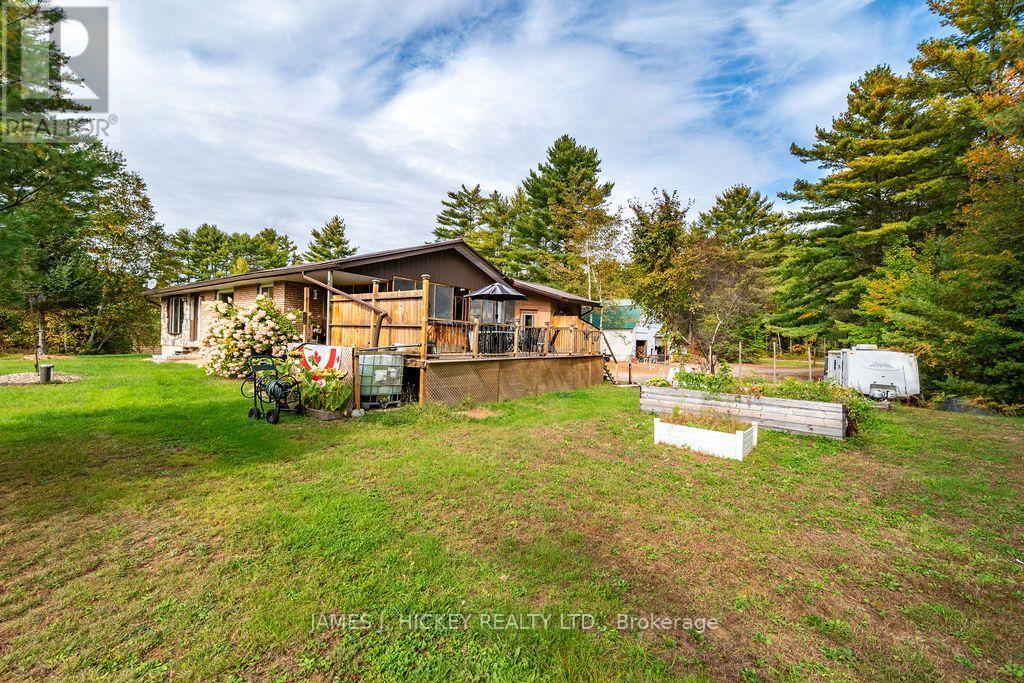 36148 Highway 17 Highway, Laurentian Hills, Ontario  K0J 1P0 - Photo 36 - X13847292