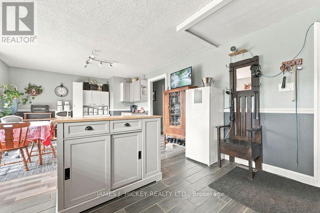 36148 Highway 17 Highway, Laurentian Hills, Ontario K0J 1P0 - Photo 6 - X13847292