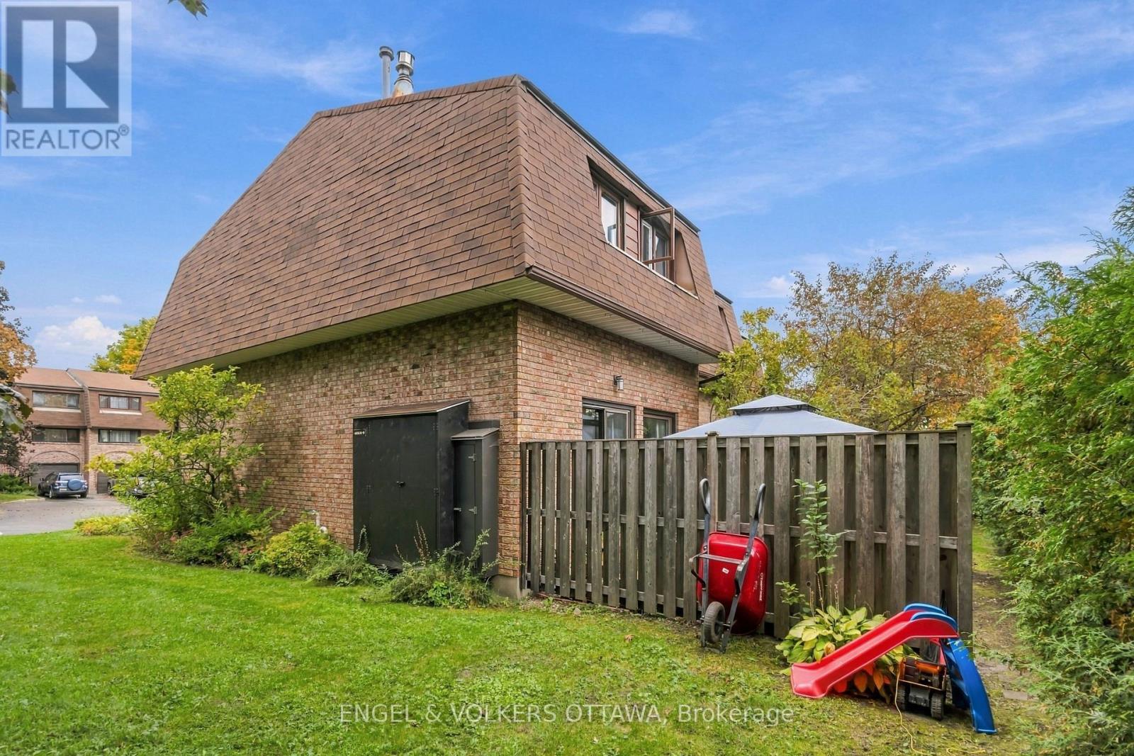 18 - 2 Bertona Street, Ottawa, Ontario  K2G 0W2 - Photo 44 - X13846878