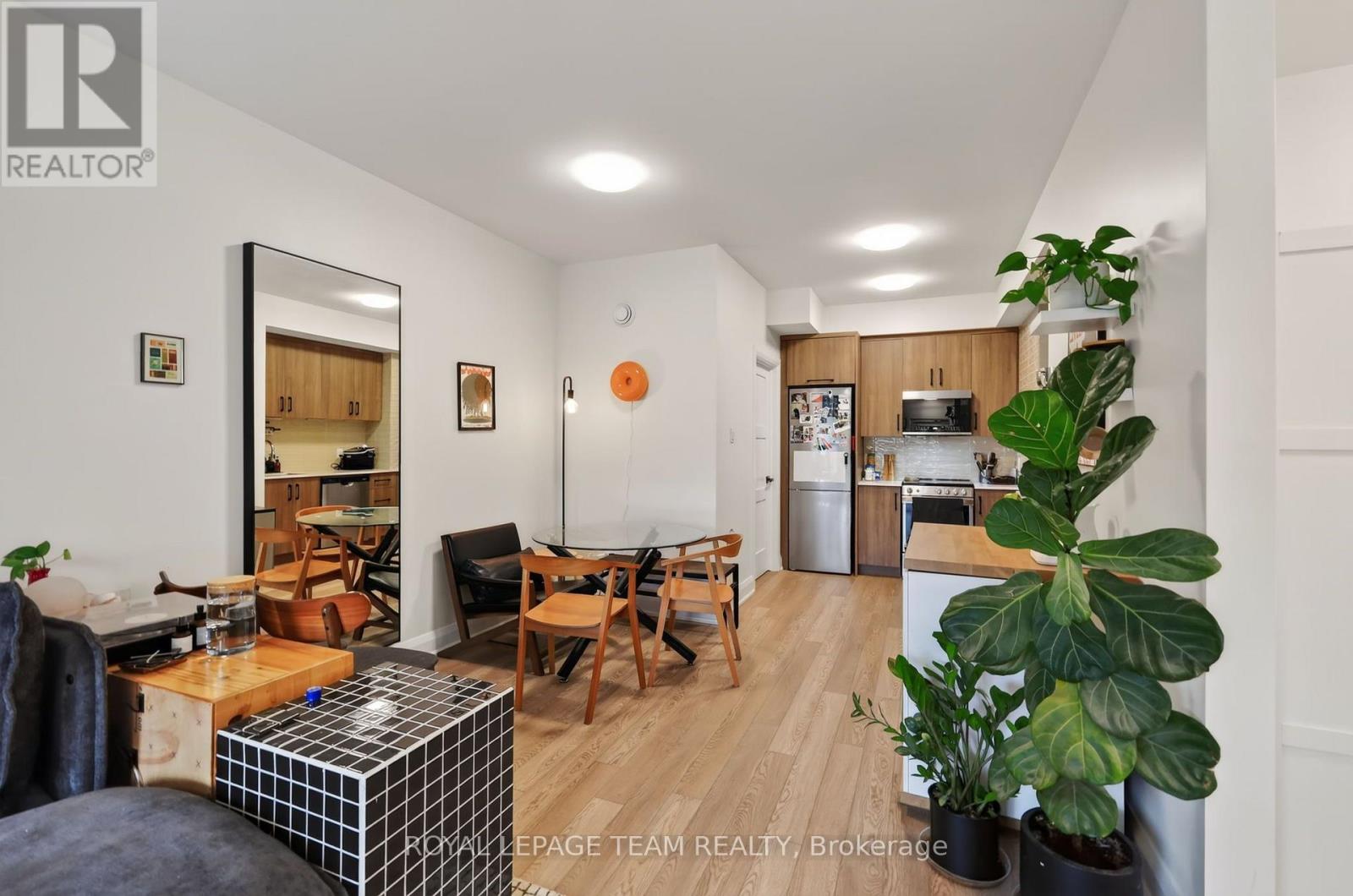 2 - 353 Wilmont Avenue, Ottawa, Ontario  K2A 0B2 - Photo 6 - X13846890