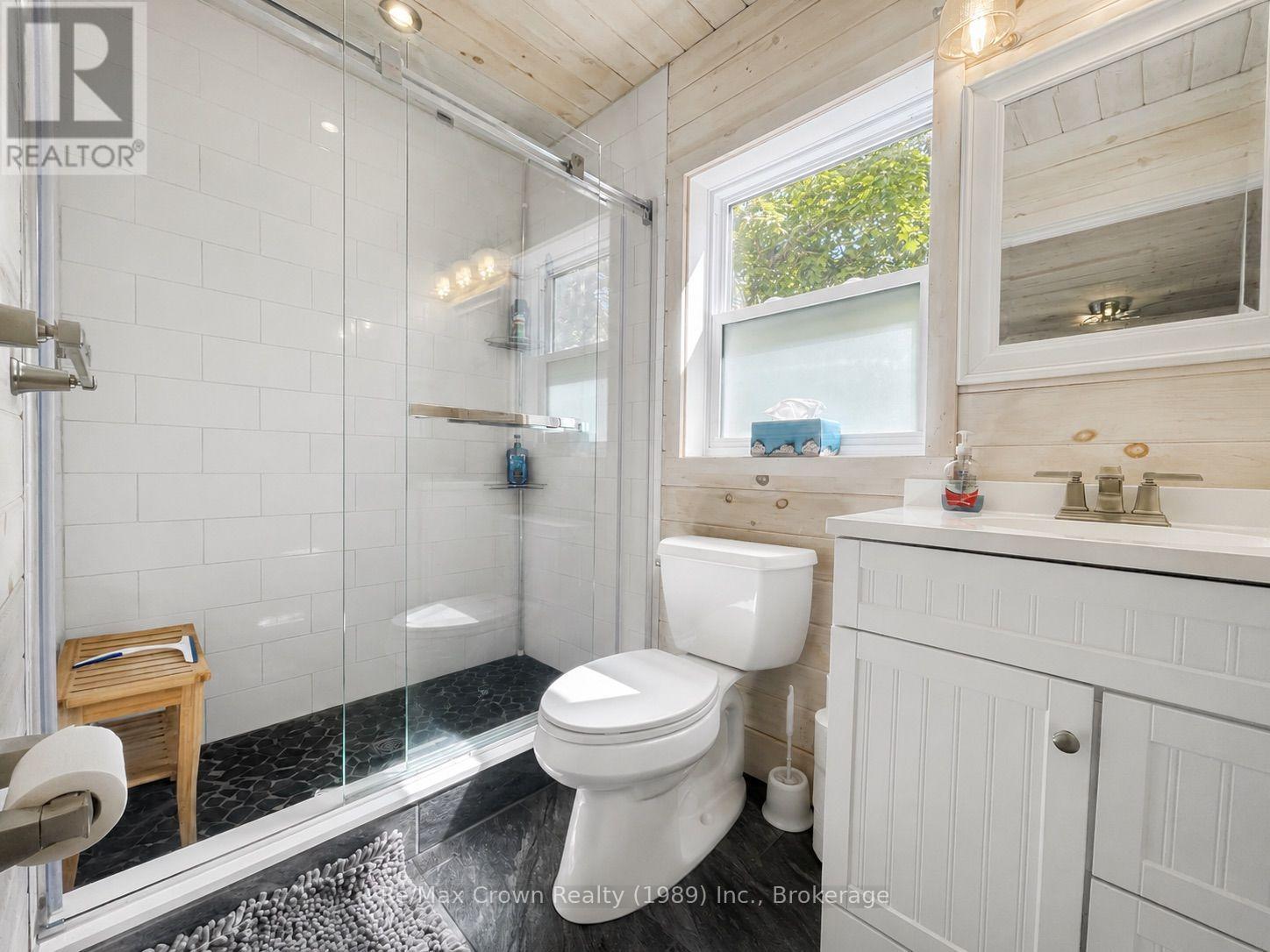 771 Limberlost Point Road, Parry Sound Remote Area, Ontario  P0H 2R0 - Photo 34 - X13846914