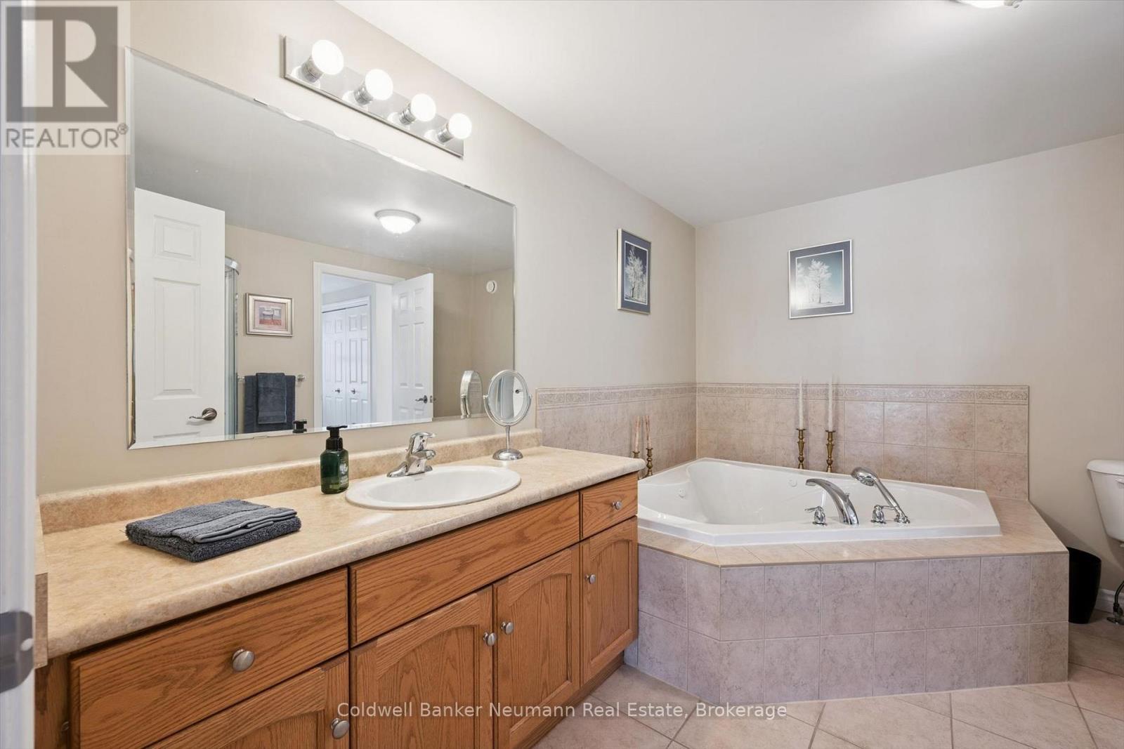 89 Washburn Drive, Guelph, Ontario  N1E 0B3 - Photo 17 - X13847104