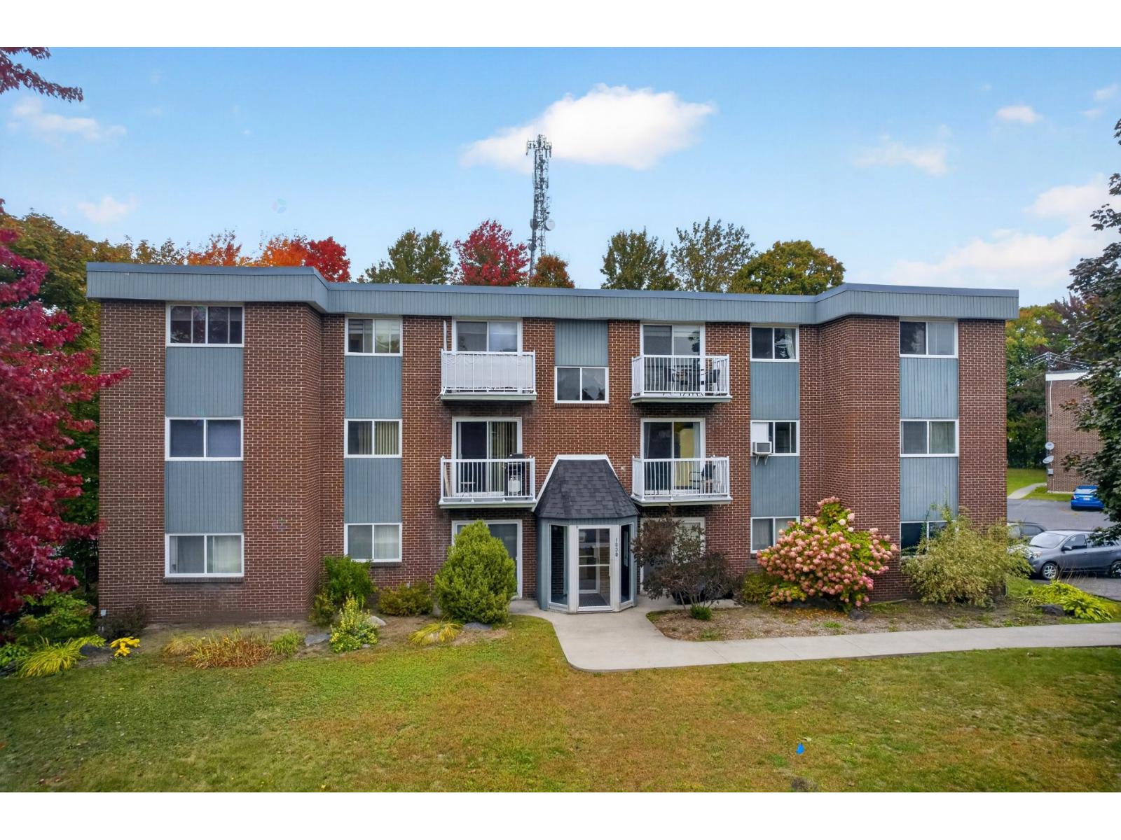 1030 Rue Le Corbusier|#301 Granby Quebec Canada J0G8V4 1