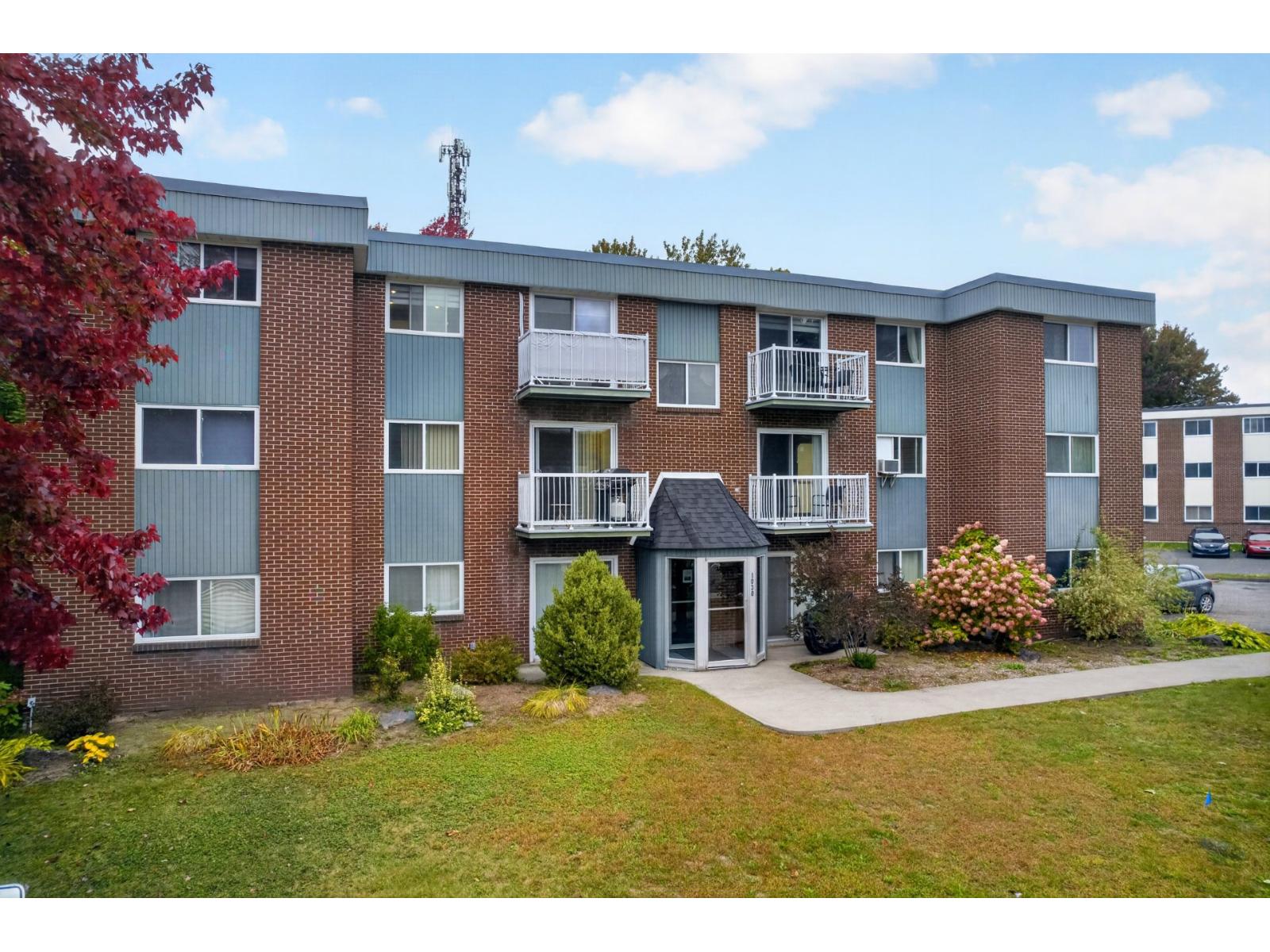 1030 Rue Le Corbusier|#301 Granby Quebec Canada J0G8V4 2