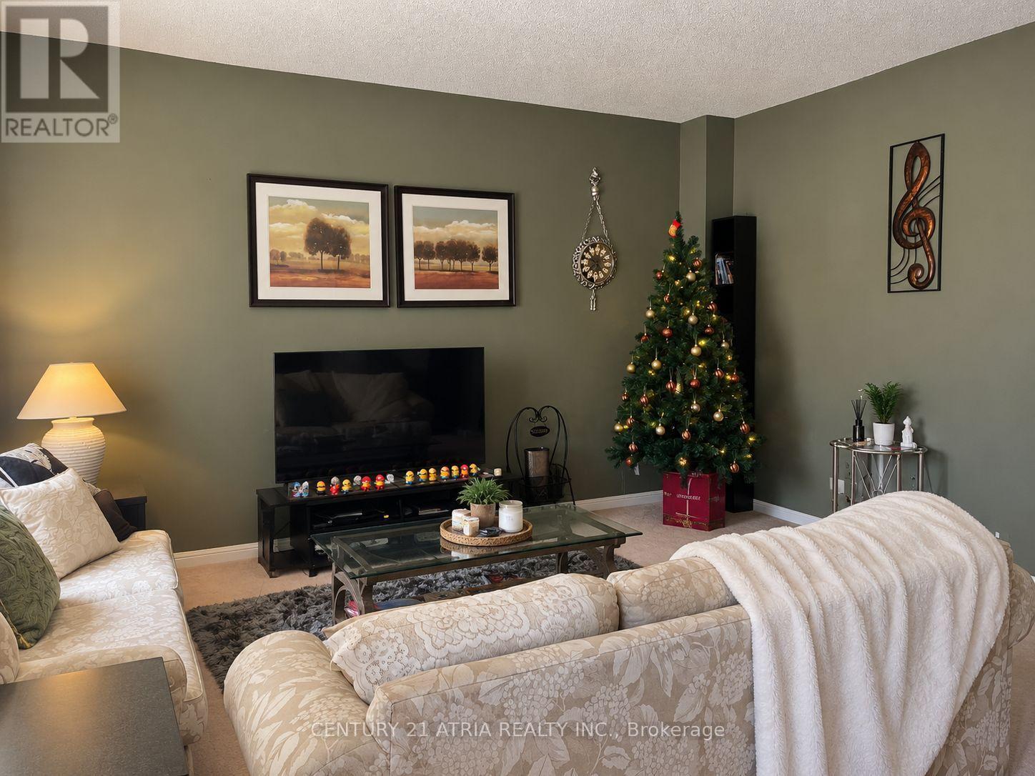 28 Interlacken Way, Markham, Ontario  L3R 5H9 - Photo 11 - N13847110