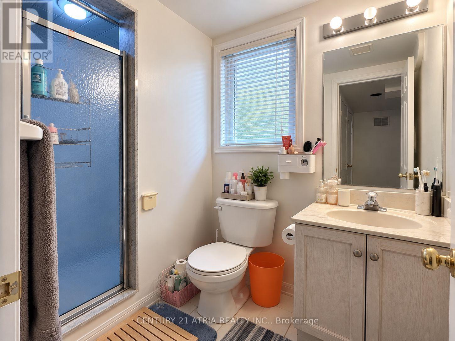 28 Interlacken Way, Markham, Ontario  L3R 5H9 - Photo 4 - N13847110