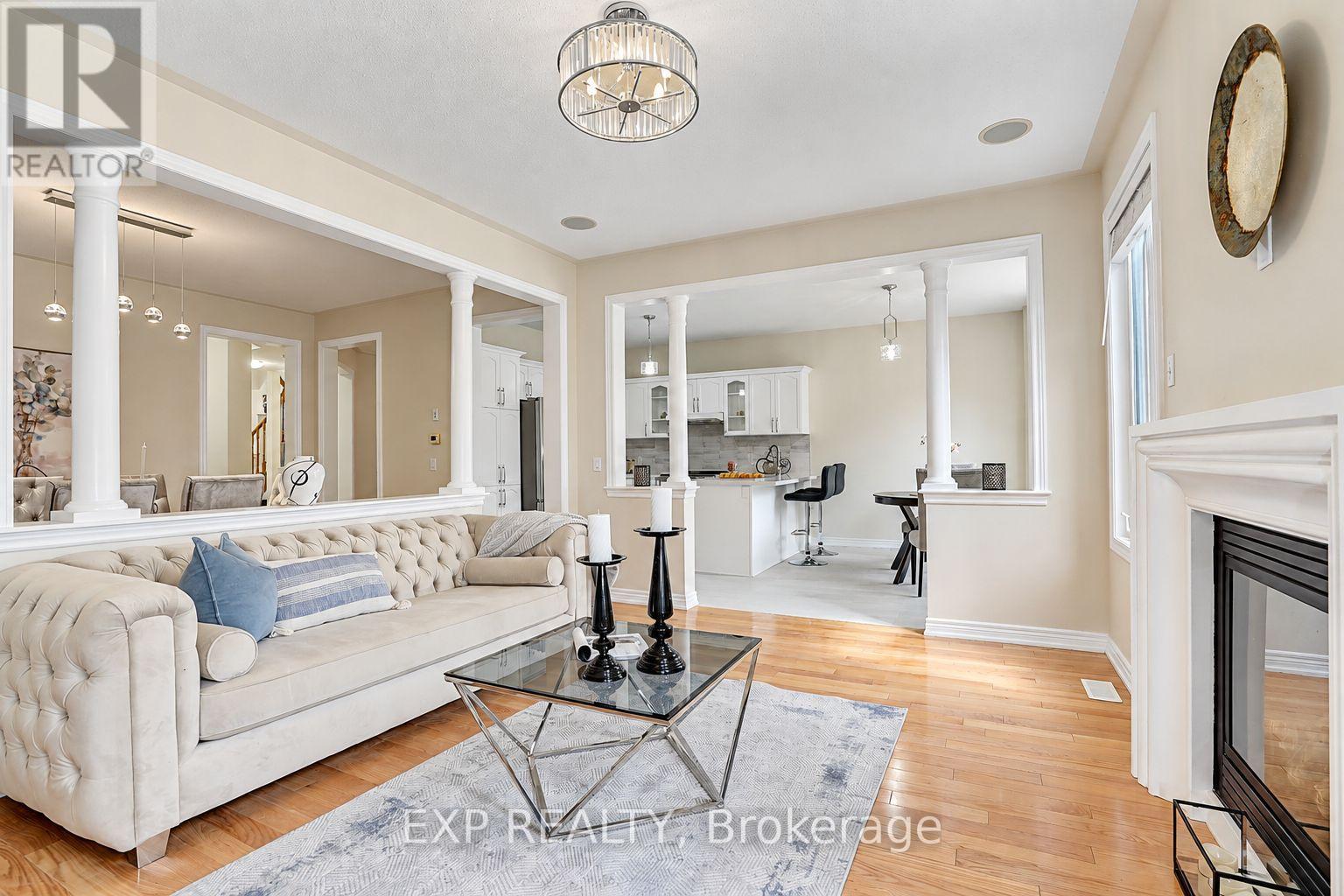 240 Aspenwood Drive, Newmarket, Ontario  L3X 3K7 - Photo 10 - N13847144