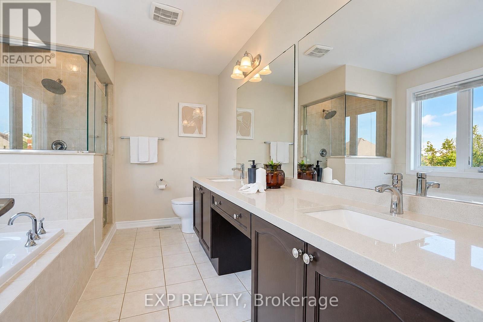 240 Aspenwood Drive, Newmarket, Ontario  L3X 3K7 - Photo 24 - N13847144