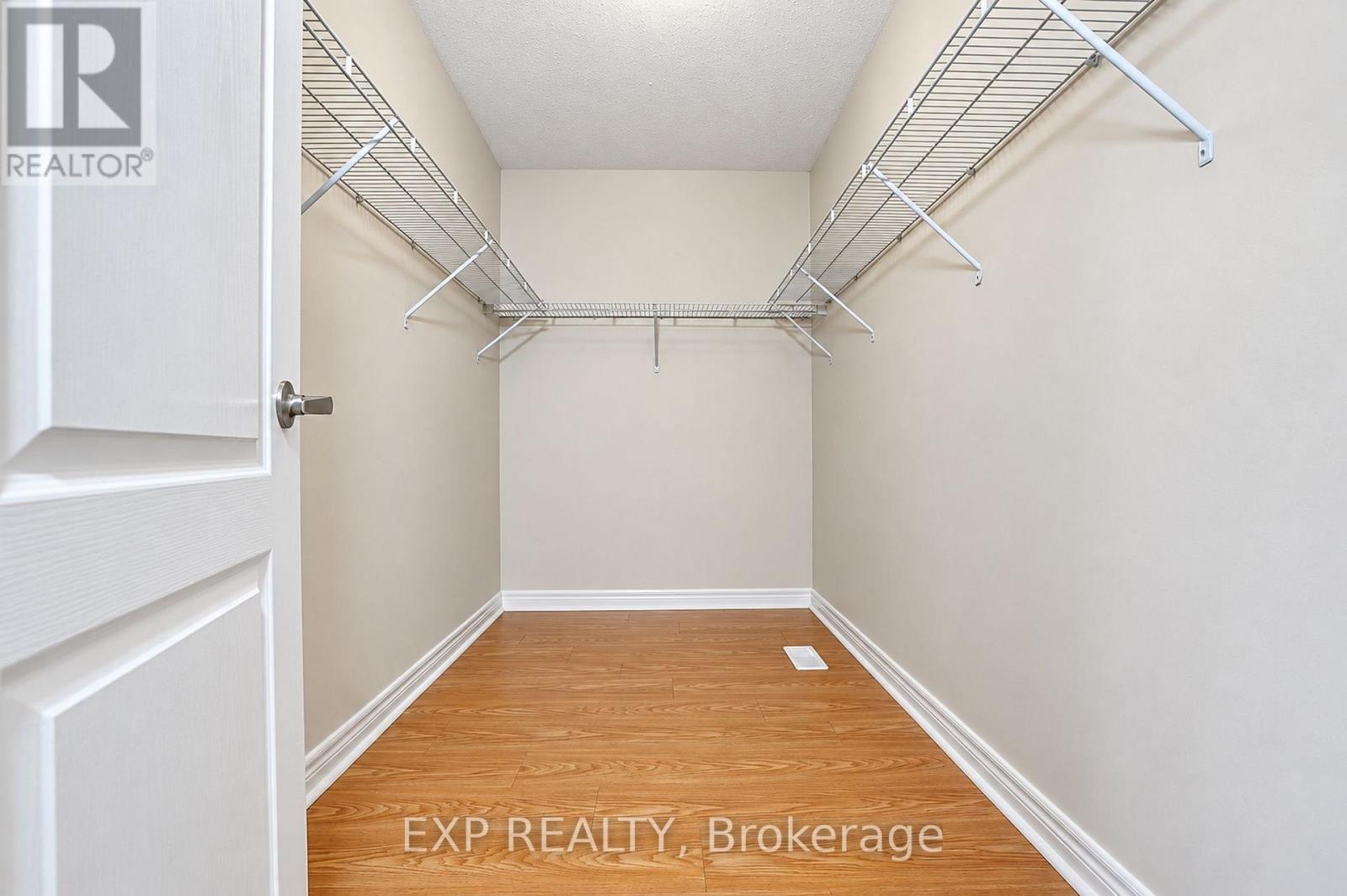 240 Aspenwood Drive, Newmarket, Ontario  L3X 3K7 - Photo 25 - N13847144