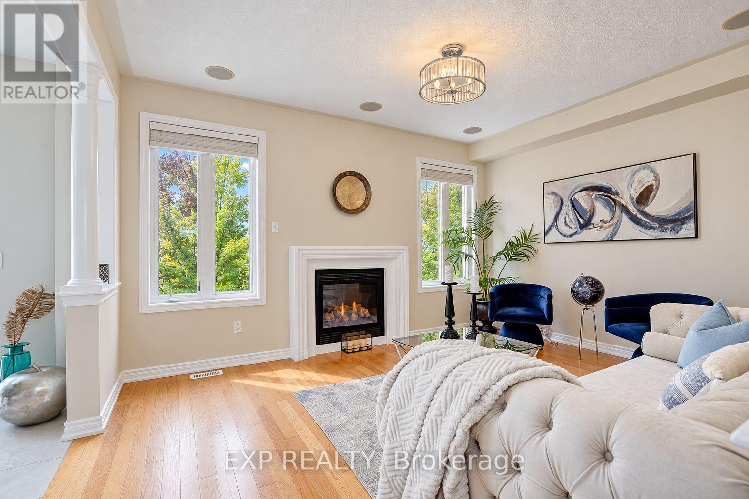240 Aspenwood Drive, Newmarket, Ontario  L3X 3K7 - Photo 8 - N13847144
