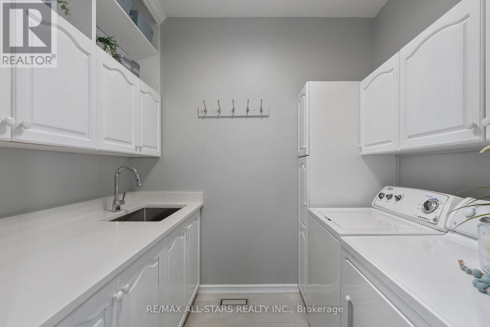 24 Sandpiper Key Way, Markham, Ontario L6E 1B4 - Photo 31 - N13847172
