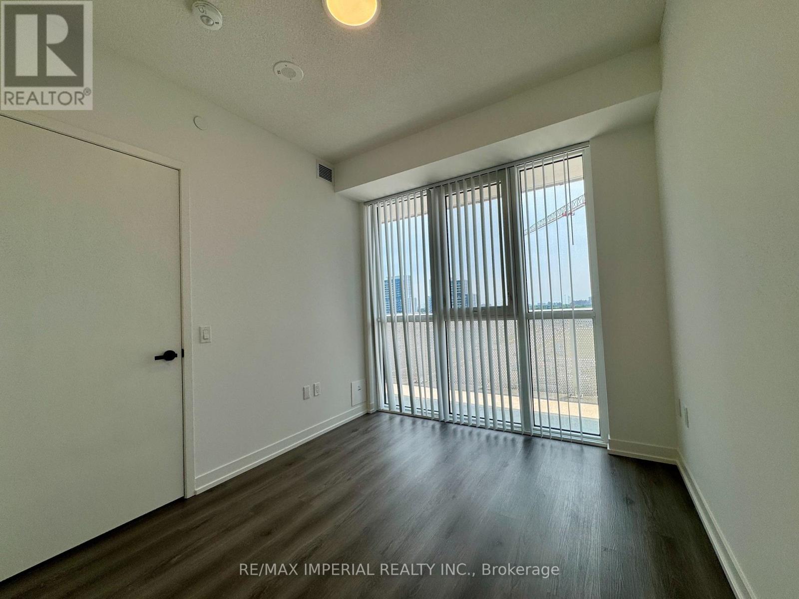 811 - 28 Interchange Way, Vaughan, Ontario  L4K 0P8 - Photo 13 - N13847174