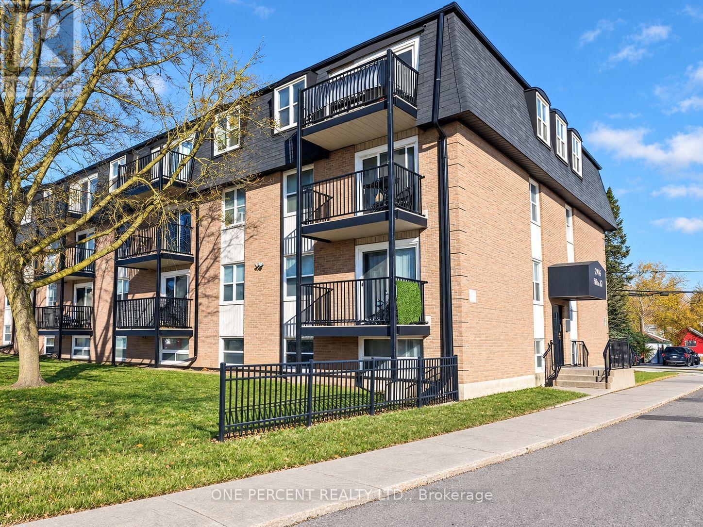 206 - 25 COLLEGE STREET E, Belleville, Ontario