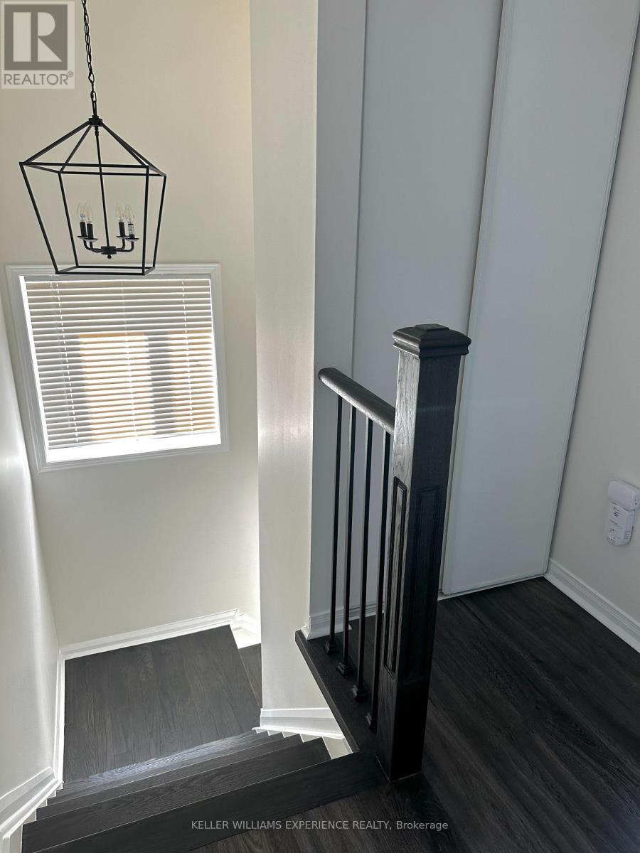 205 Tunbridge Road, Barrie (Georgian Drive), Ontario  L4M 6R6 - Photo 11 - S13846970