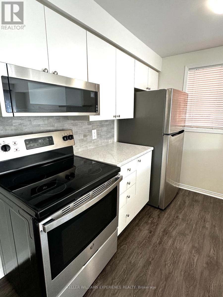 205 Tunbridge Road, Barrie (Georgian Drive), Ontario  L4M 6R6 - Photo 6 - S13846970