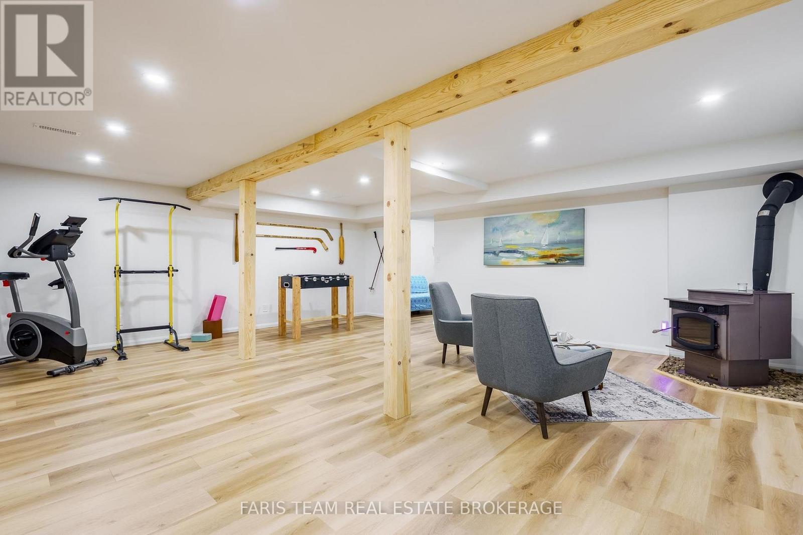 21 Slalom Drive, Oro-Medonte, Ontario  L0K 1N0 - Photo 14 - S13847062