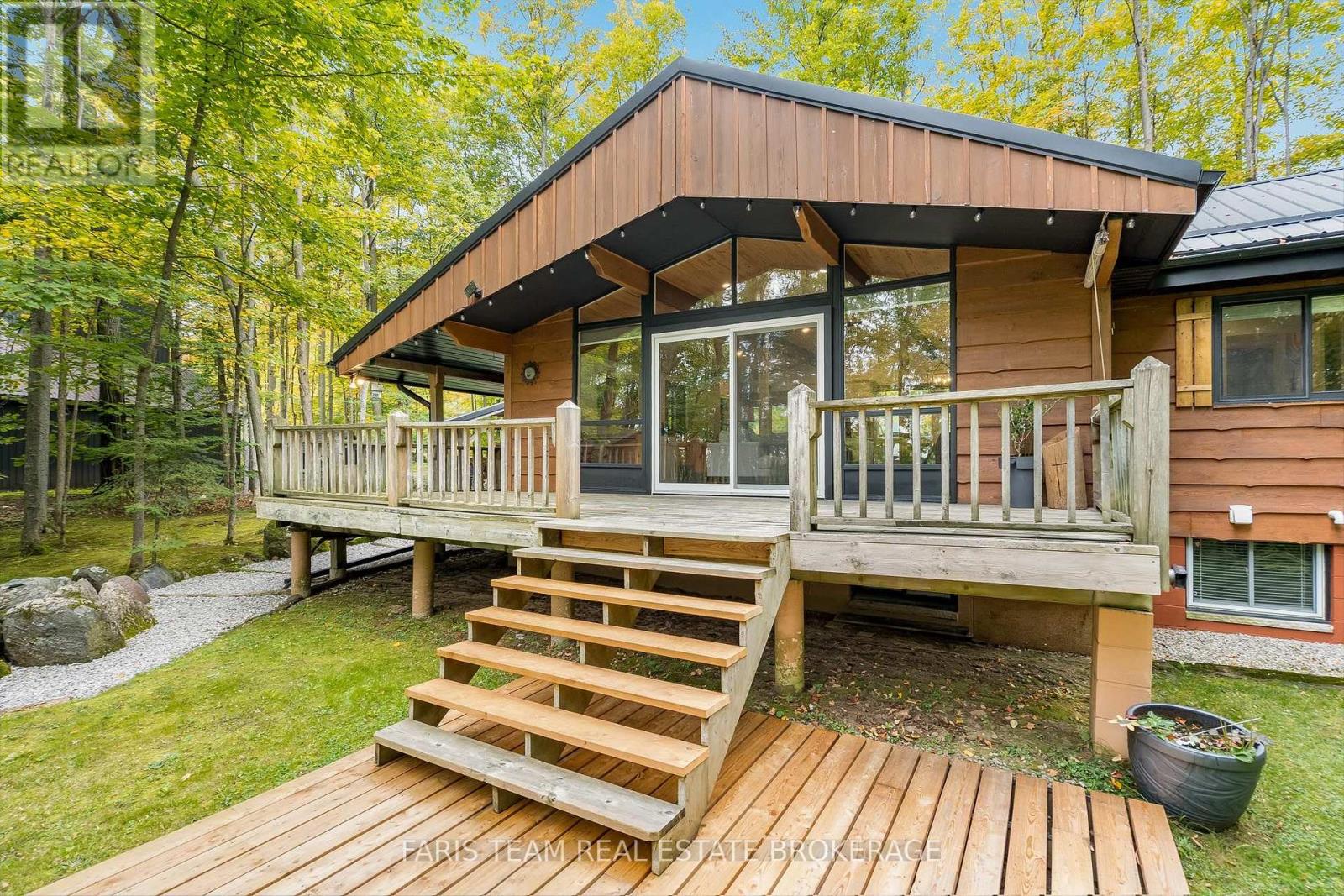 21 Slalom Drive, Oro-Medonte, Ontario  L0K 1N0 - Photo 20 - S13847062