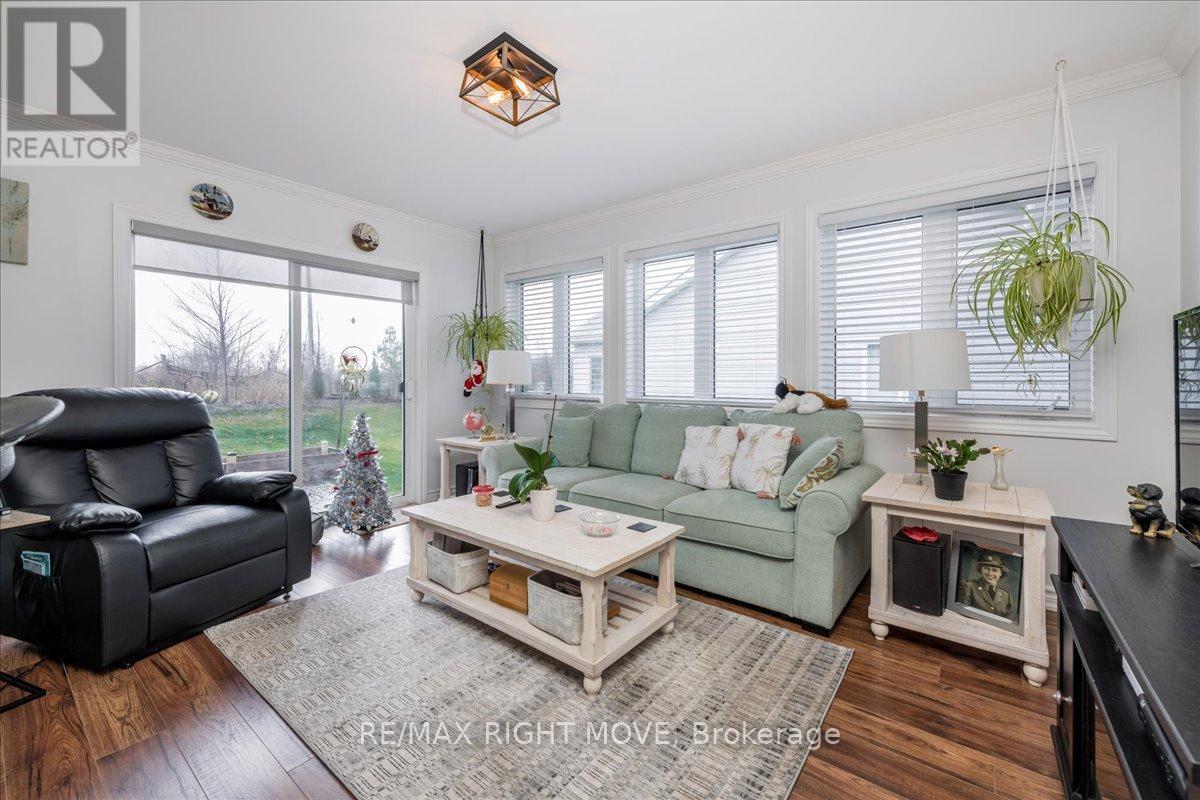 1 Sinclair Crescent, Ramara (Atherley), Ontario  L3V 6H7 - Photo 13 - S13847074