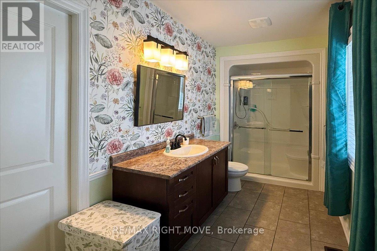 1 Sinclair Crescent, Ramara (Atherley), Ontario  L3V 6H7 - Photo 17 - S13847074