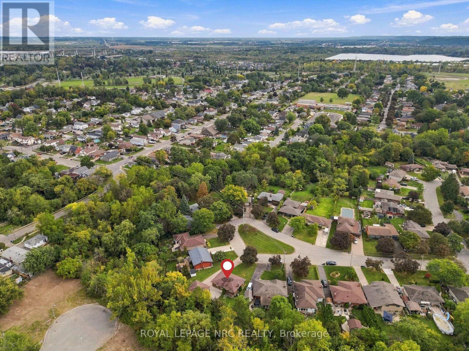 13 Hardwood Grove, St. Catharines, Ontario  L2P 1K3 - Photo 45 - X13846836
