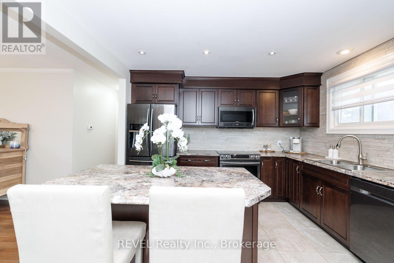 105 Elma Street, St. Catharines, Ontario  L2N 6Z8 - Photo 14 - X13847160