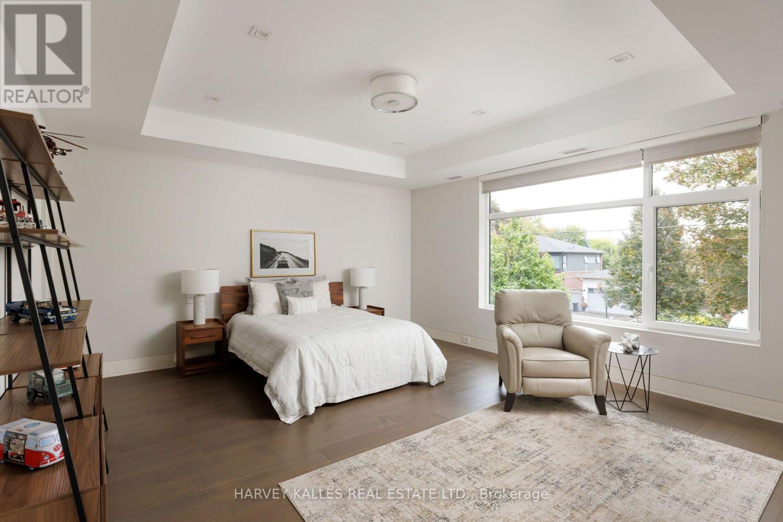 16 Graystone Gardens, Toronto, Ontario  M8Z 3C3 - Photo 33 - W13846858