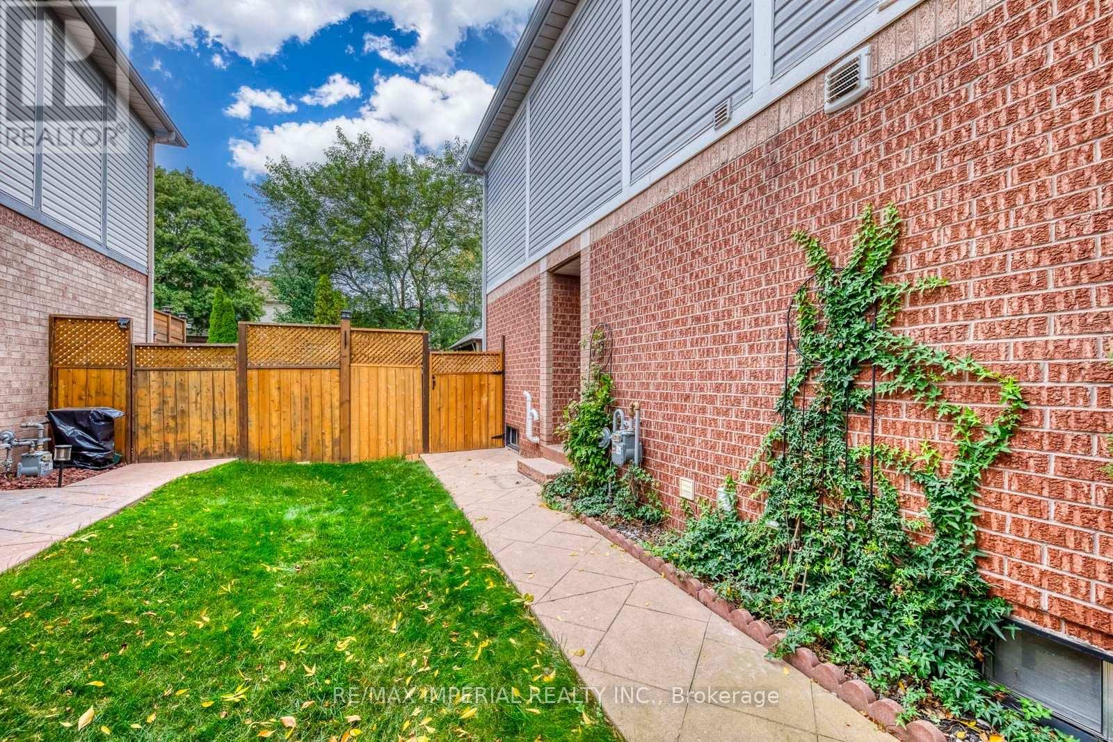 1107 Gable Drive, Oakville, Ontario  L6J 7R3 - Photo 42 - W13846942