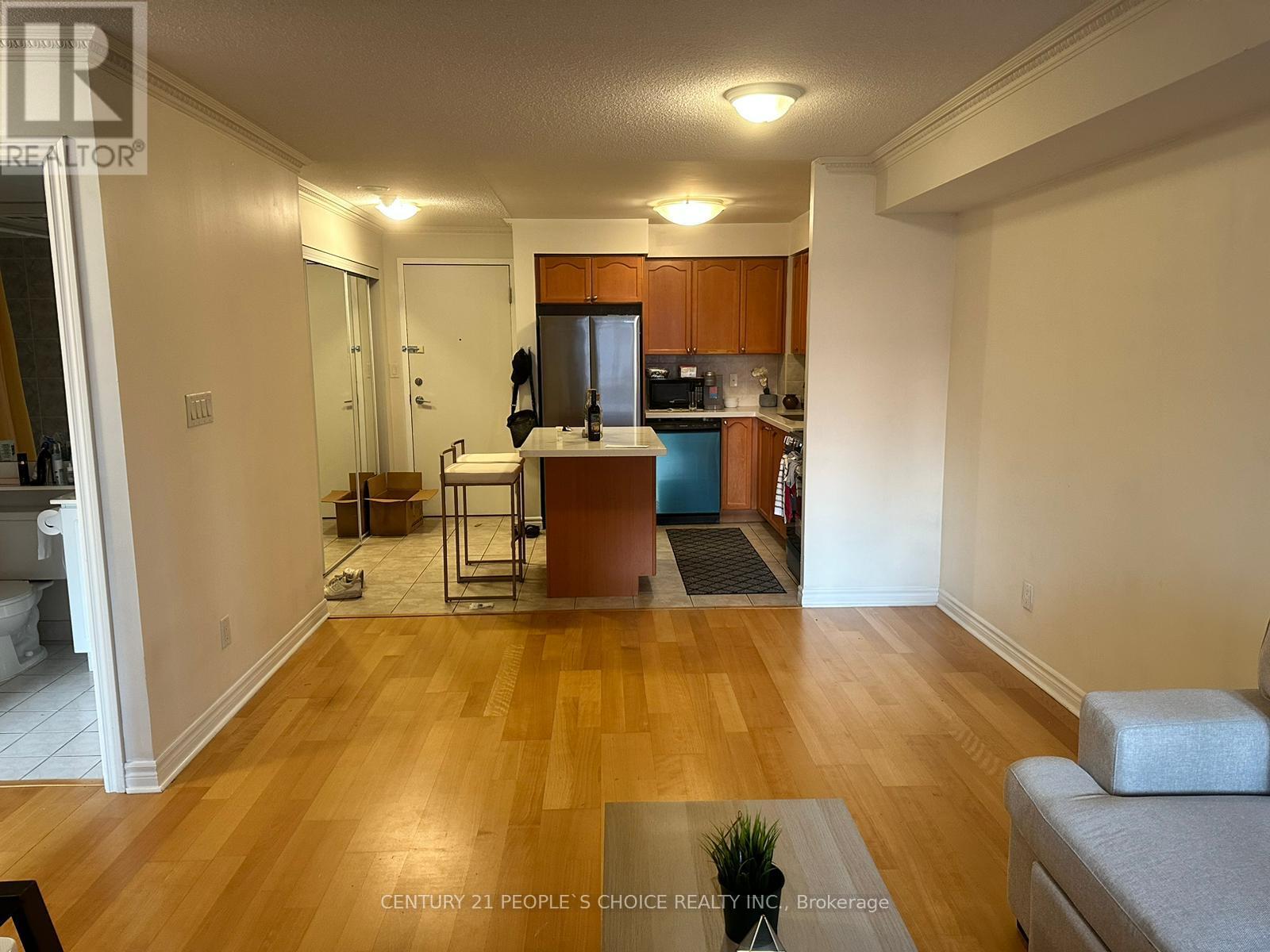 1205 - 3880 DUKE OF YORK BOULEVARD
