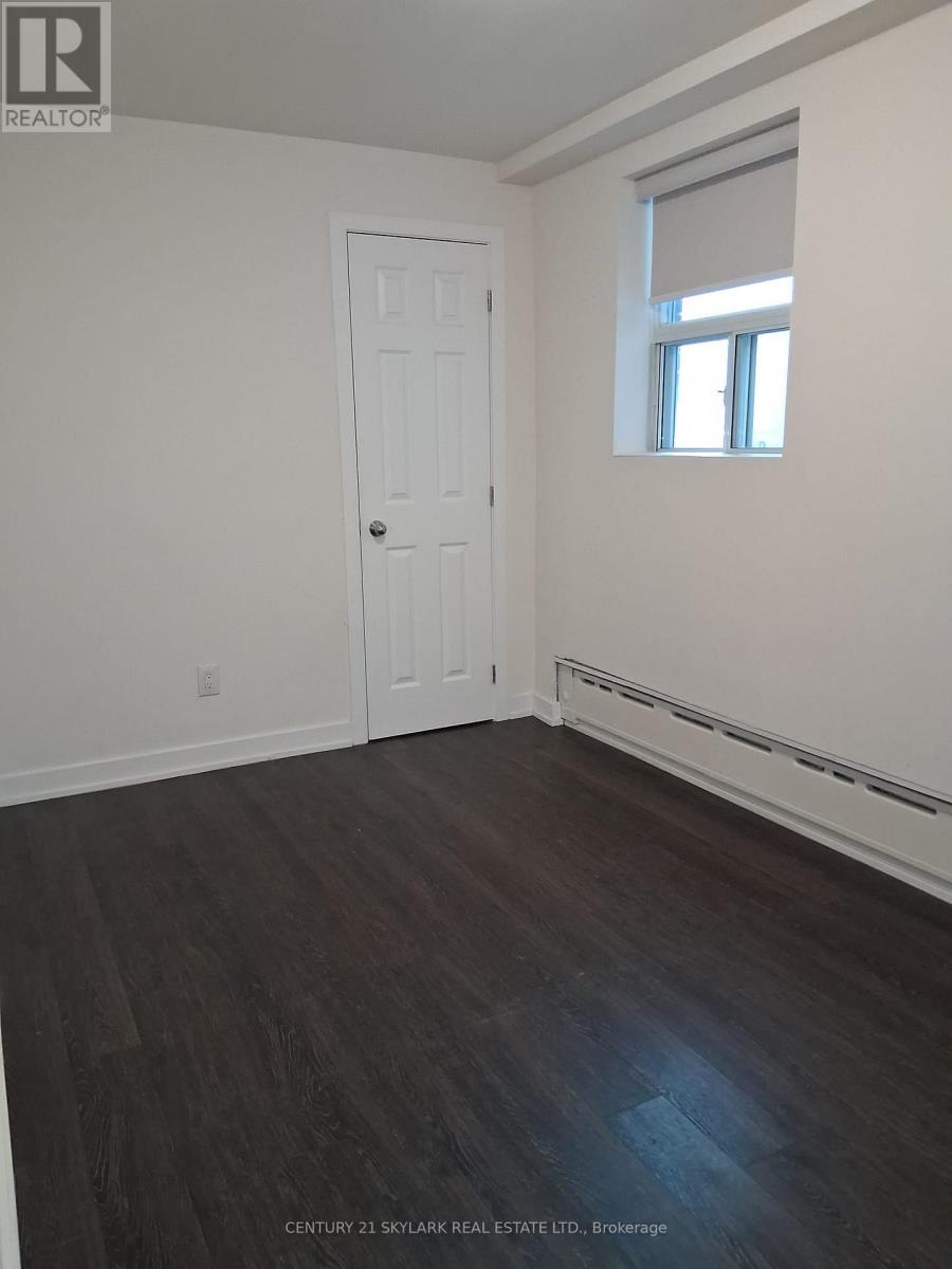 Lower - 78 Cavell Avenue, Toronto, Ontario  M8V 1P2 - Photo 6 - W13847024