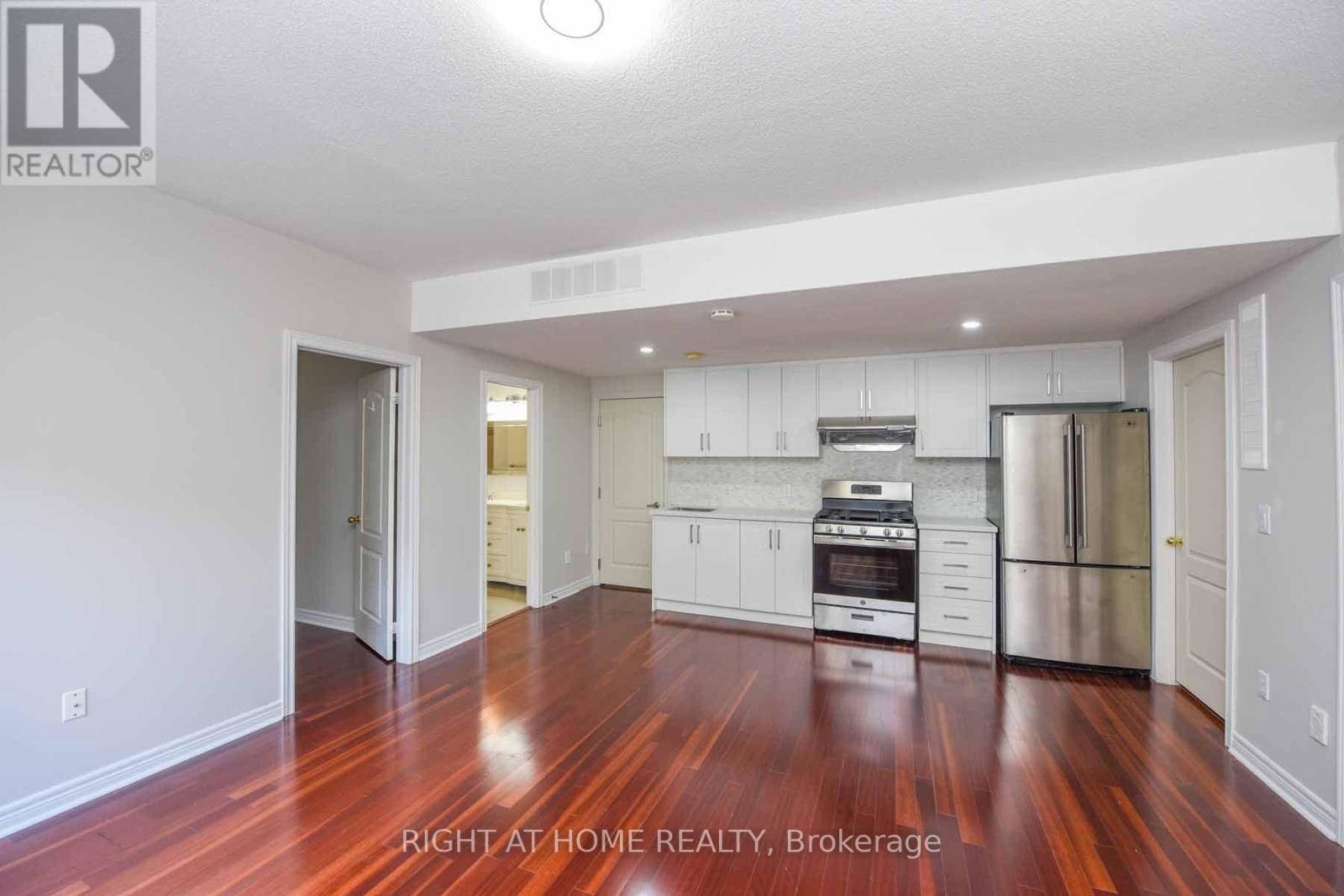 Lower - 2229 Glazebrook Circle, Oakville, Ontario  L6M 5B5 - Photo 11 - W13847276