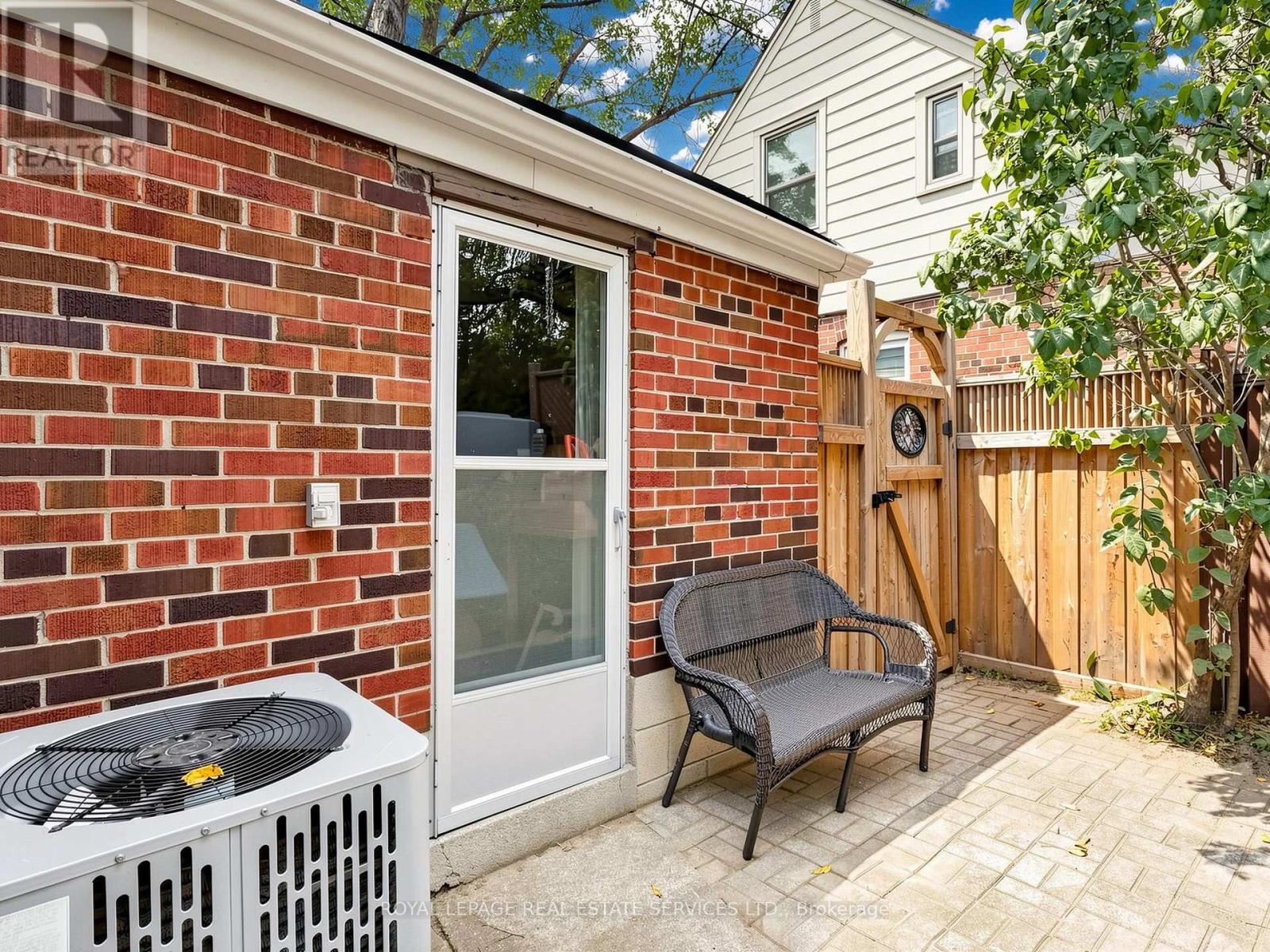 5 Ambleside Avenue, Toronto, Ontario  M8Z 2H5 - Photo 49 - W13847344
