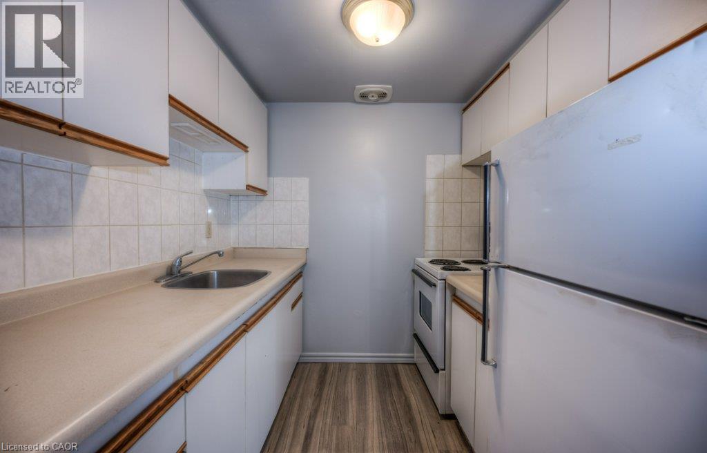 1200 Courtland Avenue E Unit# 30, Kitchener, Ontario  N2C 1K7 - Photo 13 - 40868019