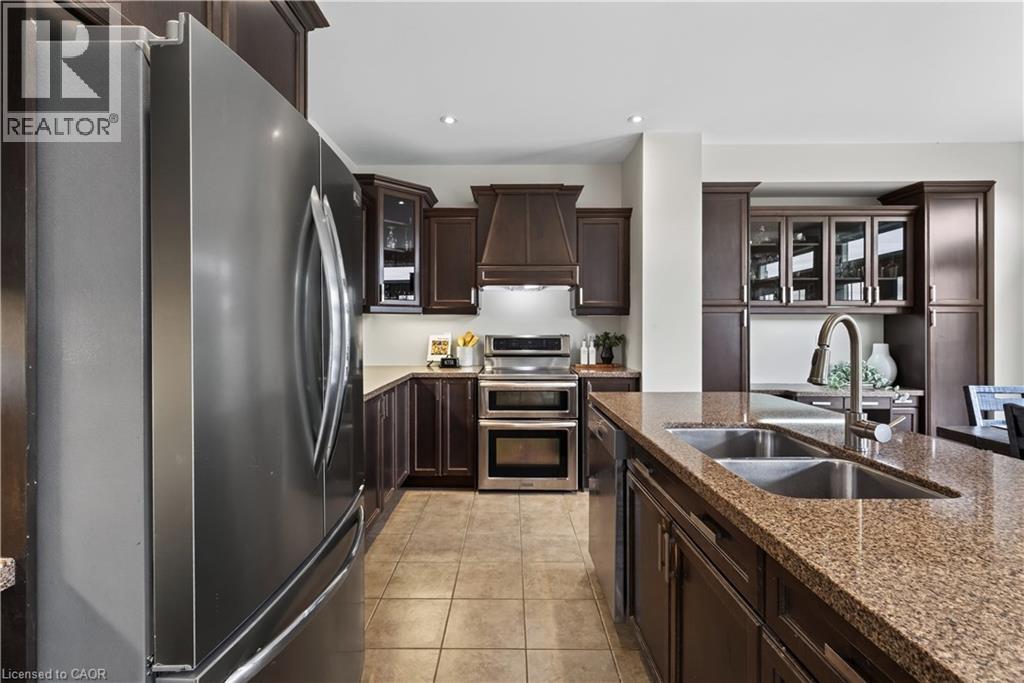 77 Newcombe Road, Dundas, Ontario  L9H 0A6 - Photo 16 - 40867884