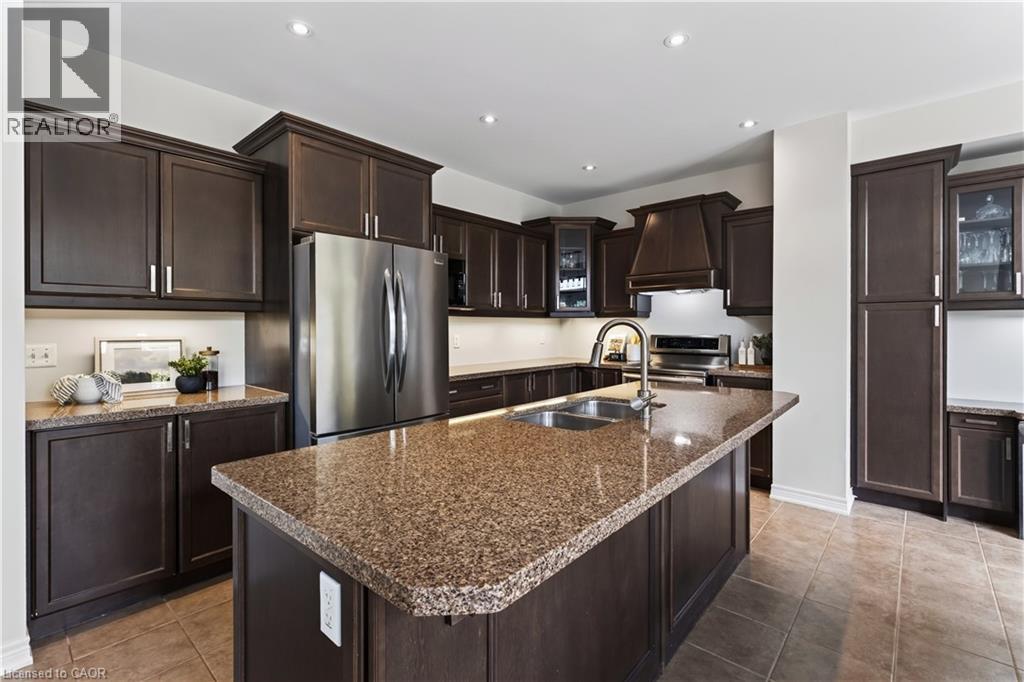 77 Newcombe Road, Dundas, Ontario  L9H 0A6 - Photo 17 - 40867884