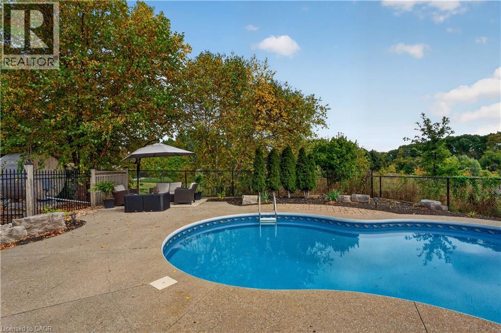 77 Newcombe Road, Dundas, Ontario  L9H 0A6 - Photo 36 - 40867884
