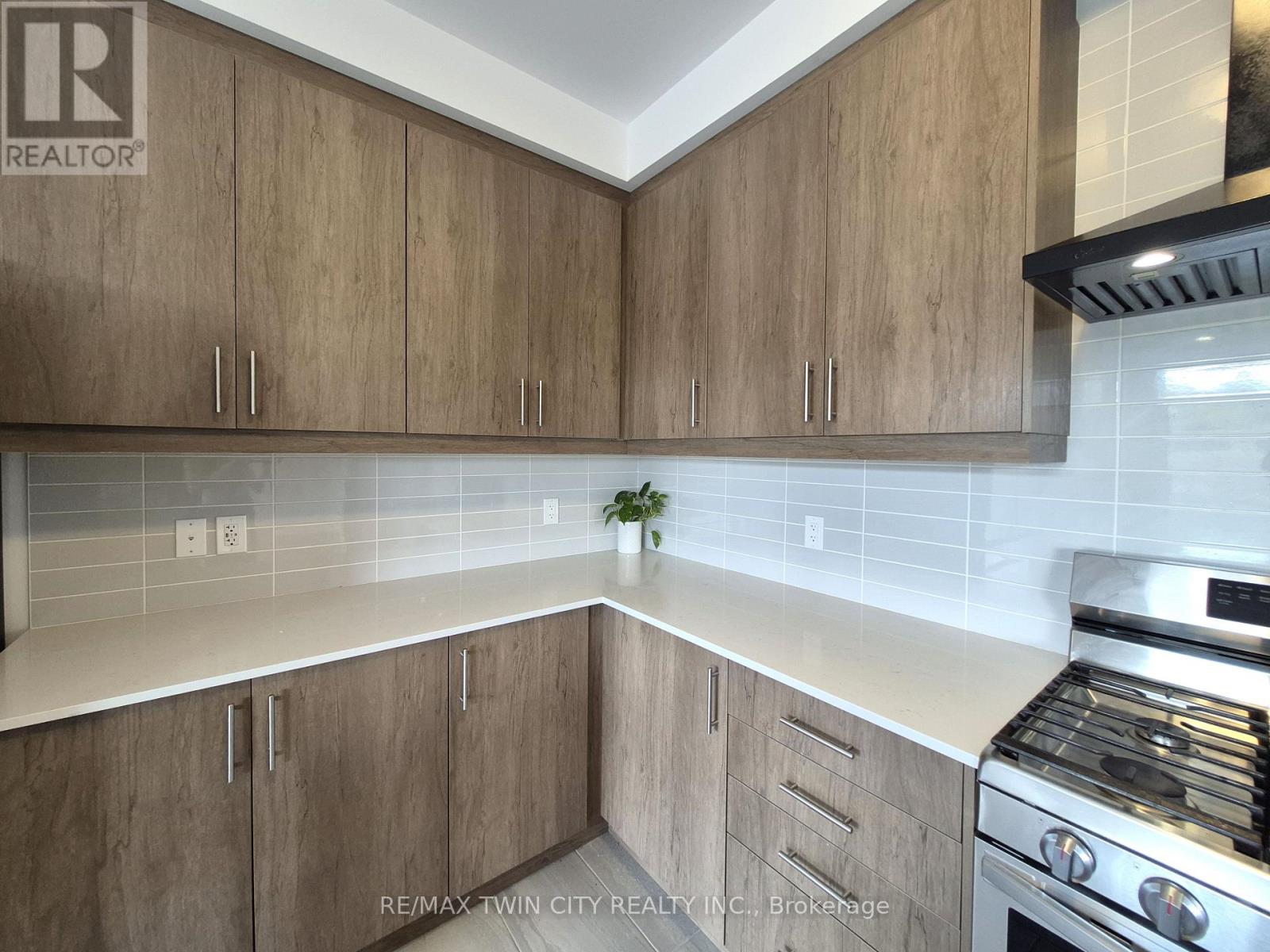 578 Telfer Street, Woodstock, Ontario  N4S 0G8 - Photo 4 - X13846894