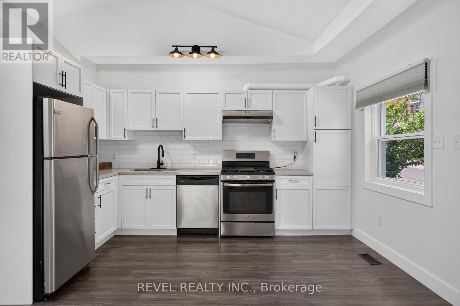 30 Ray Street N, Hamilton, Ontario  L8R 2X4 - Photo 5 - X13847018