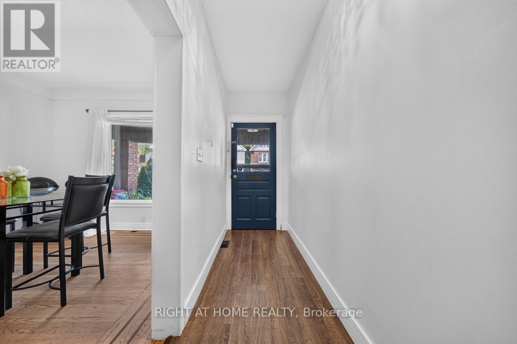 36 Sherman Avenue N, Hamilton, Ontario  L8L 6L8 - Photo 3 - X13847076