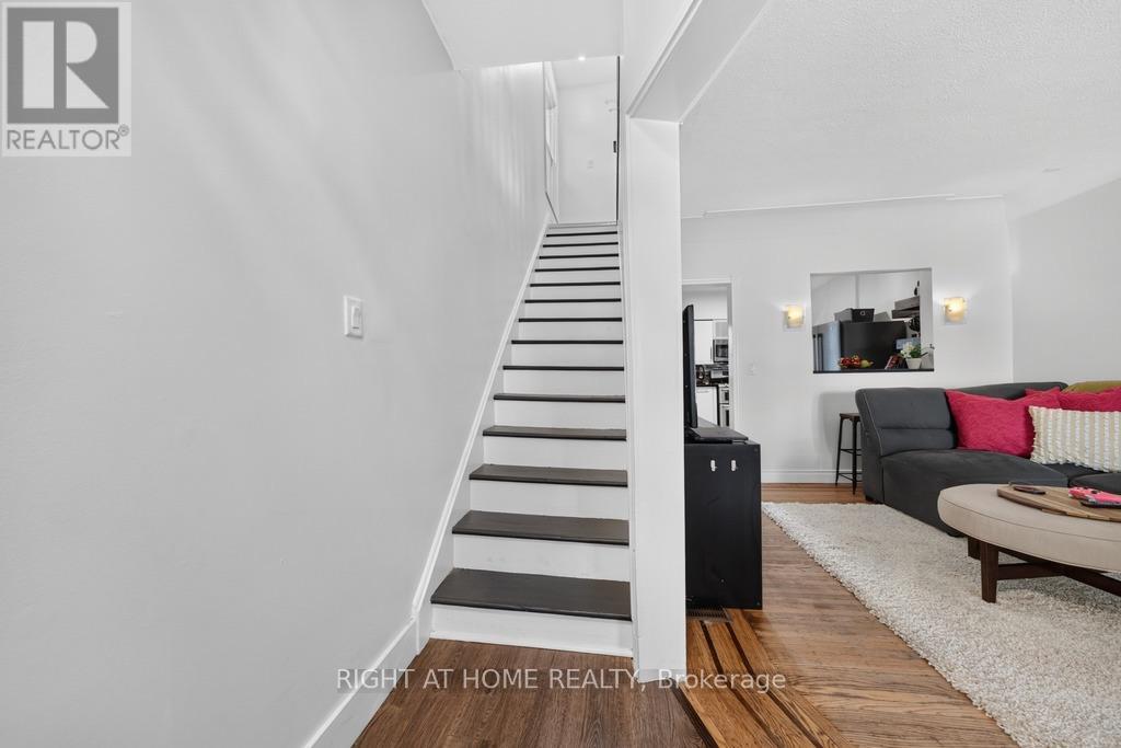 36 Sherman Avenue N, Hamilton, Ontario  L8L 6L8 - Photo 4 - X13847076