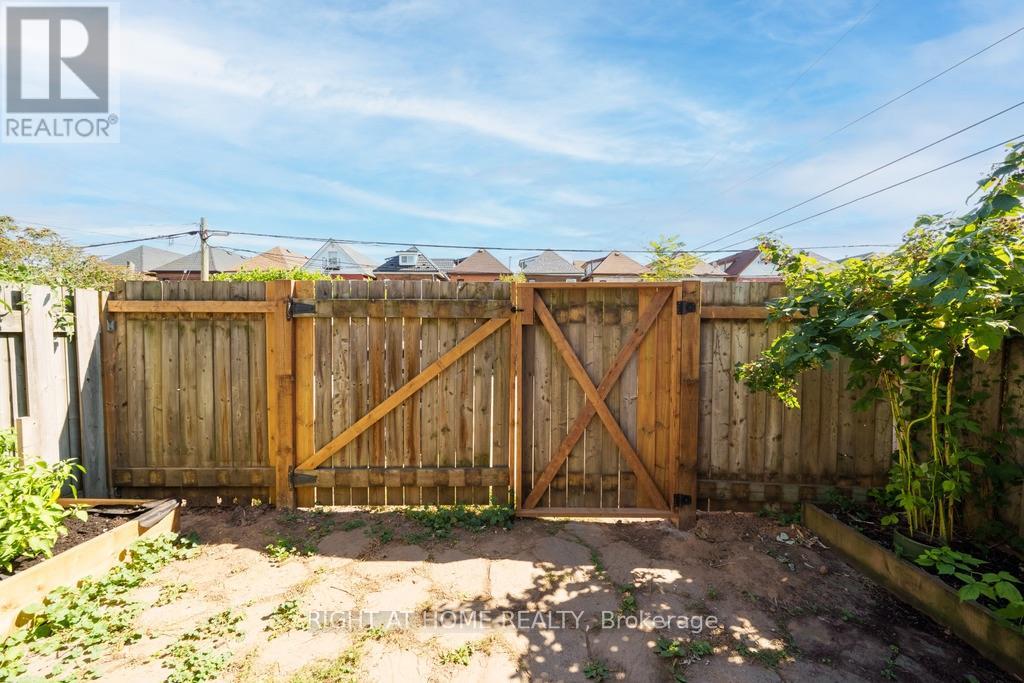 36 Sherman Avenue N, Hamilton, Ontario  L8L 6L8 - Photo 46 - X13847076
