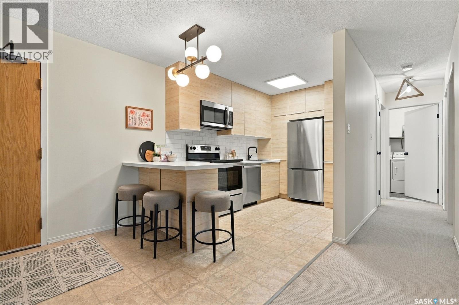 303 311 Tait Crescent, Saskatoon, Saskatchewan  S7H 5L6 - Photo 4 - SK050032