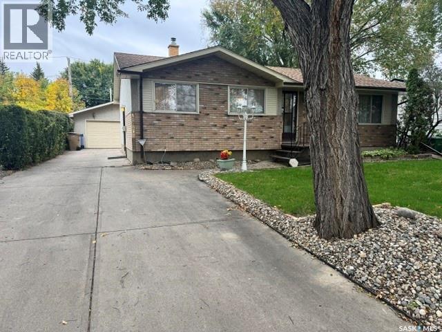 147 Woodward Avenue, Regina, Saskatchewan  S4R 3H5 - Photo 2 - SK050025