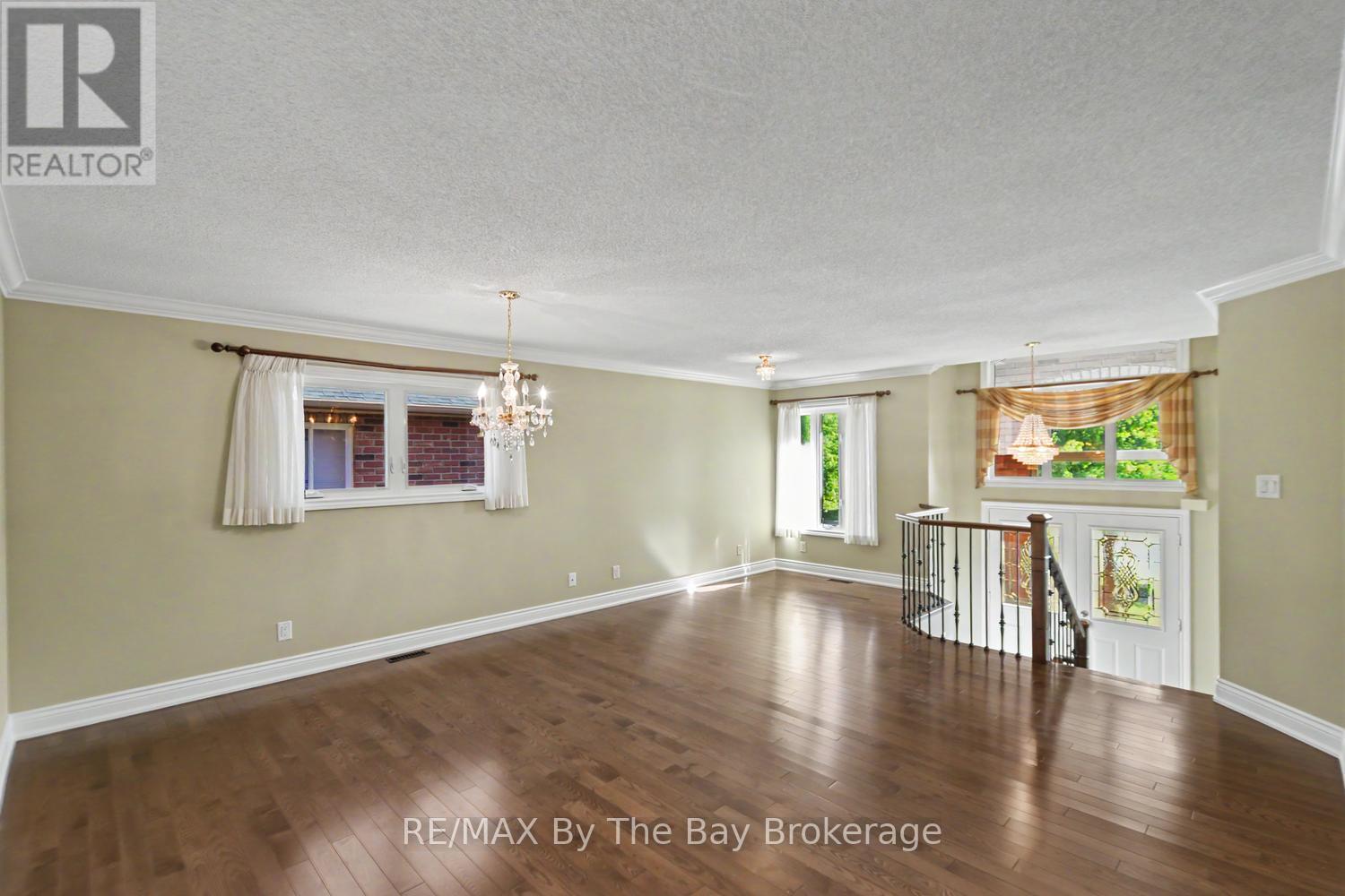 33 Telfer Road, Collingwood, Ontario  L9Y 5H5 - Photo 11 - S13847204