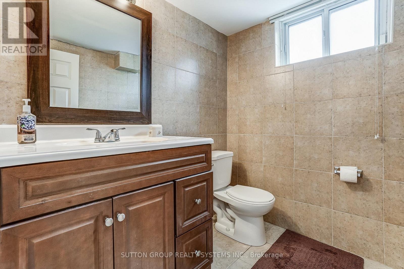 20 Taysham Crescent, Toronto, Ontario  M9V 1X2 - Photo 20 - W13768576