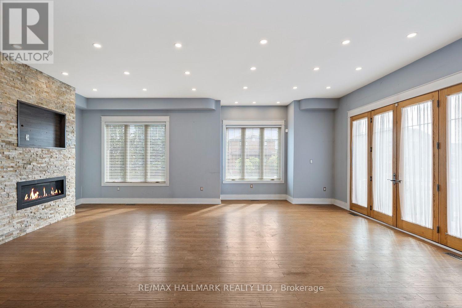 10 Sunray Crescent, Toronto, Ontario  M3M 2C5 - Photo 23 - W13821206