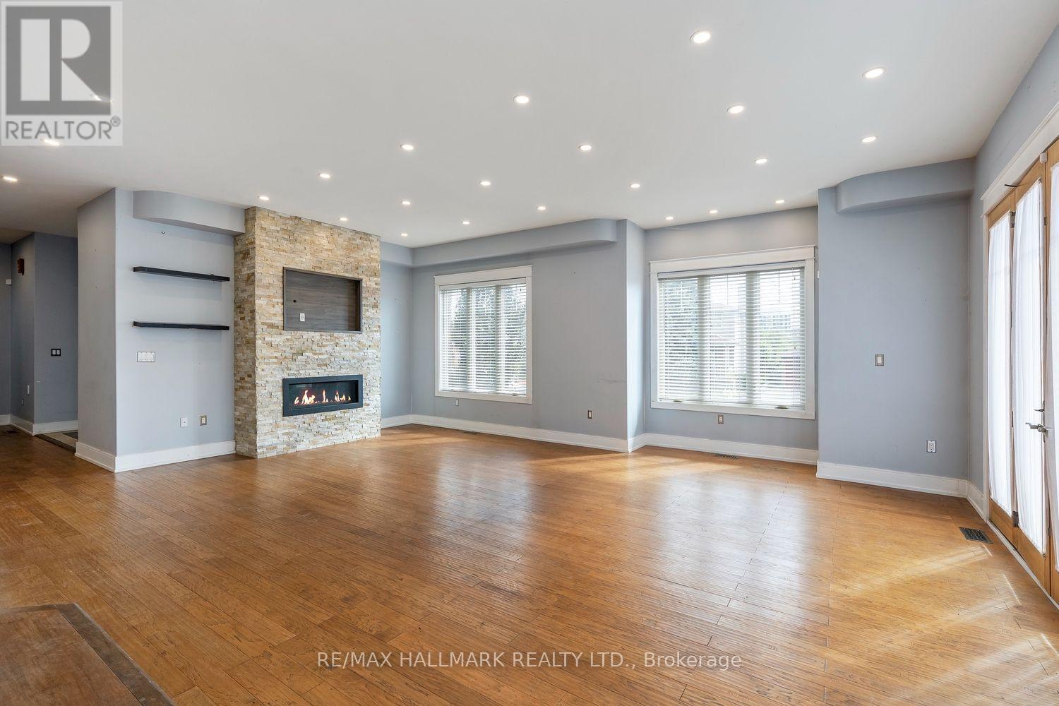 10 Sunray Crescent, Toronto, Ontario  M3M 2C5 - Photo 5 - W13821206