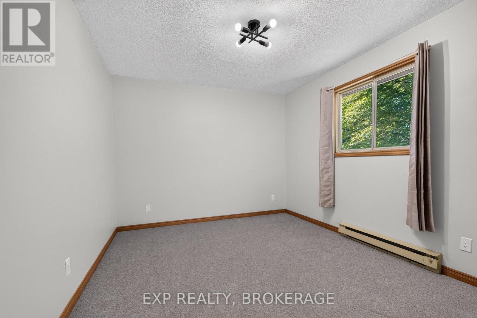 1054 York Road, Frontenac (Frontenac Centre), Ontario  K0H 2K0 - Photo 21 - X13847474
