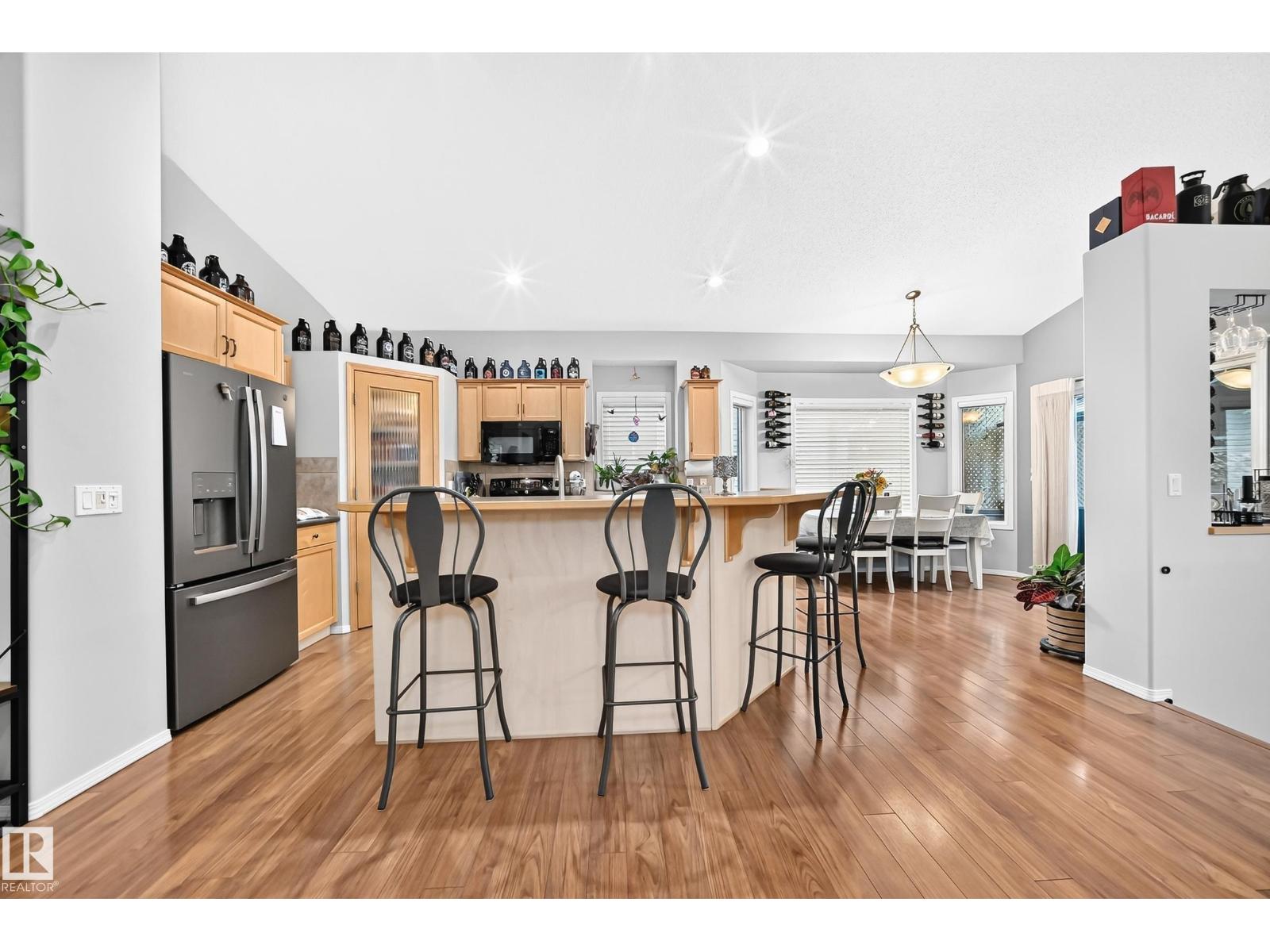 81 DUNFIELD CR