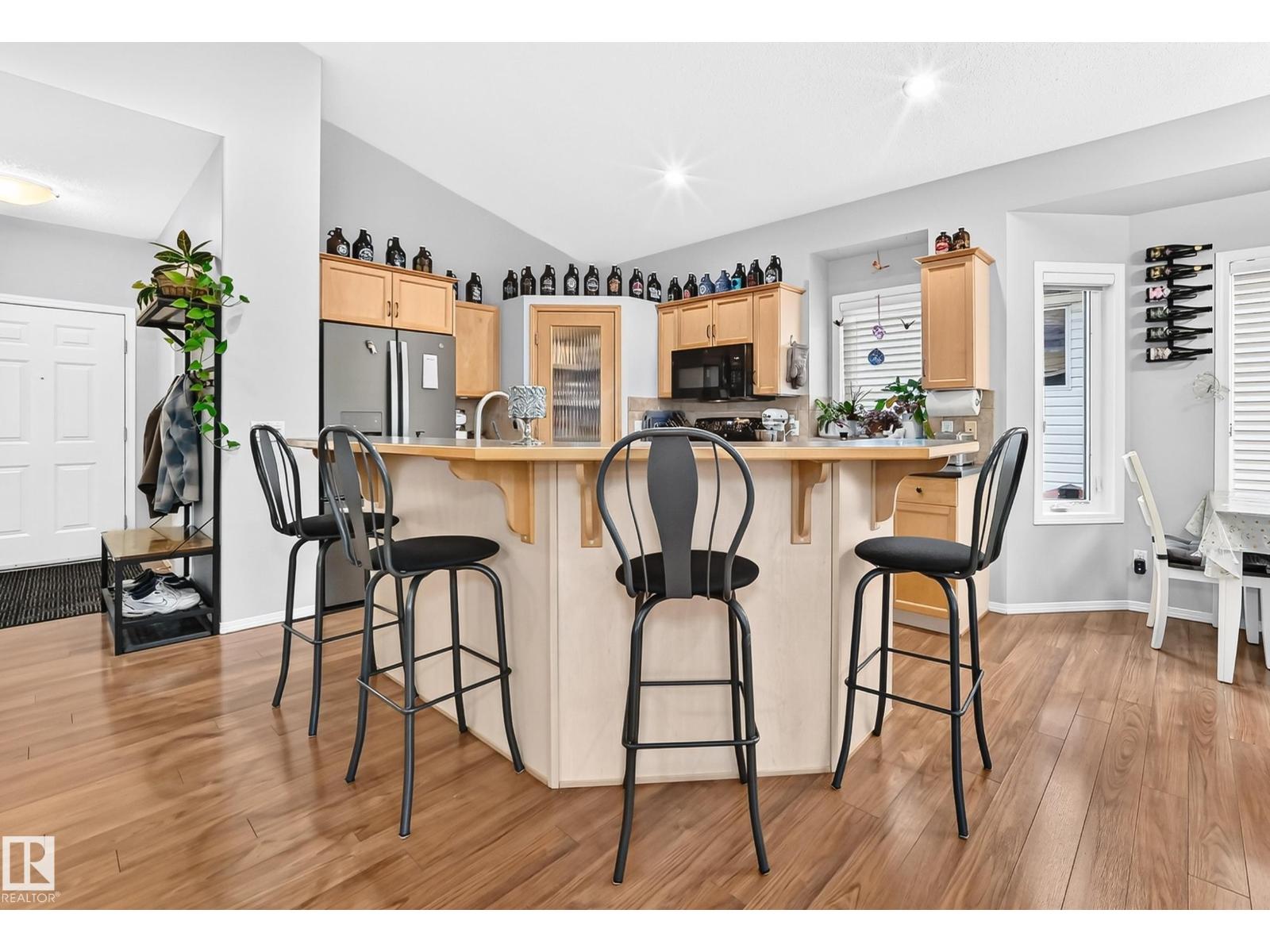 81 DUNFIELD CR